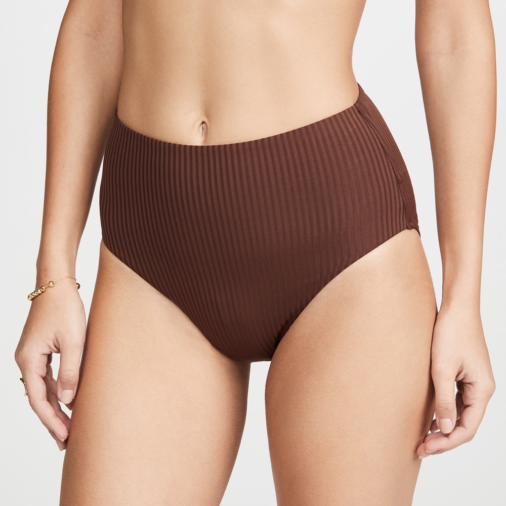 Vitamin A Barcelona bottom NWOT